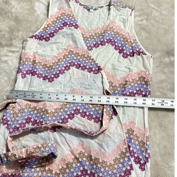 Miguelina Ali Wrap Dress Women's Med White Pink Embroiodered Sleeveless RTR - Picture 11 of 14